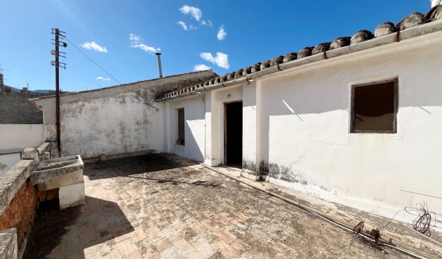 Resale - Town House -
Pego - Inland
